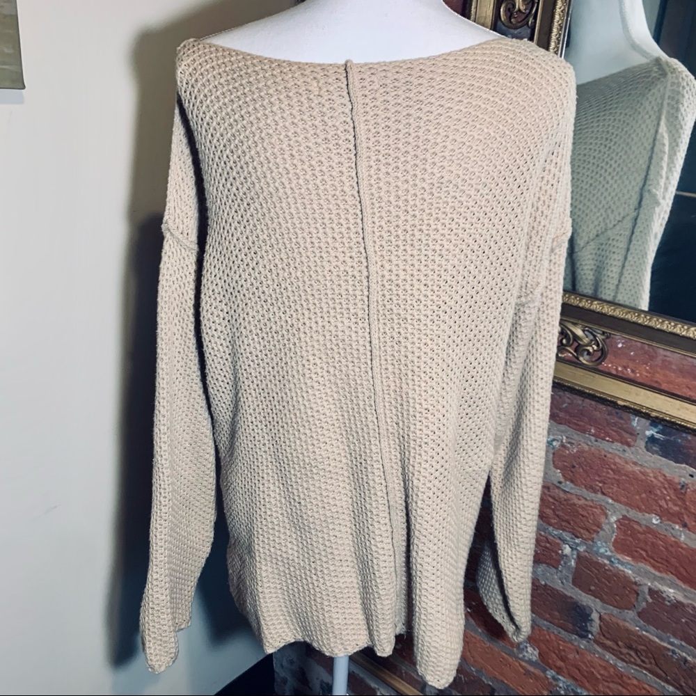 Oversized Sweater - Picture 3 of 4